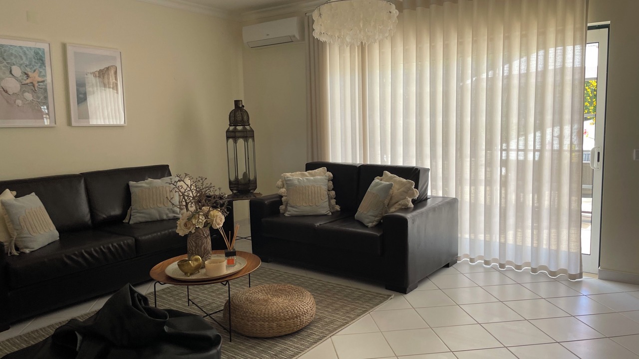 Photo of Livingroom in Guia
