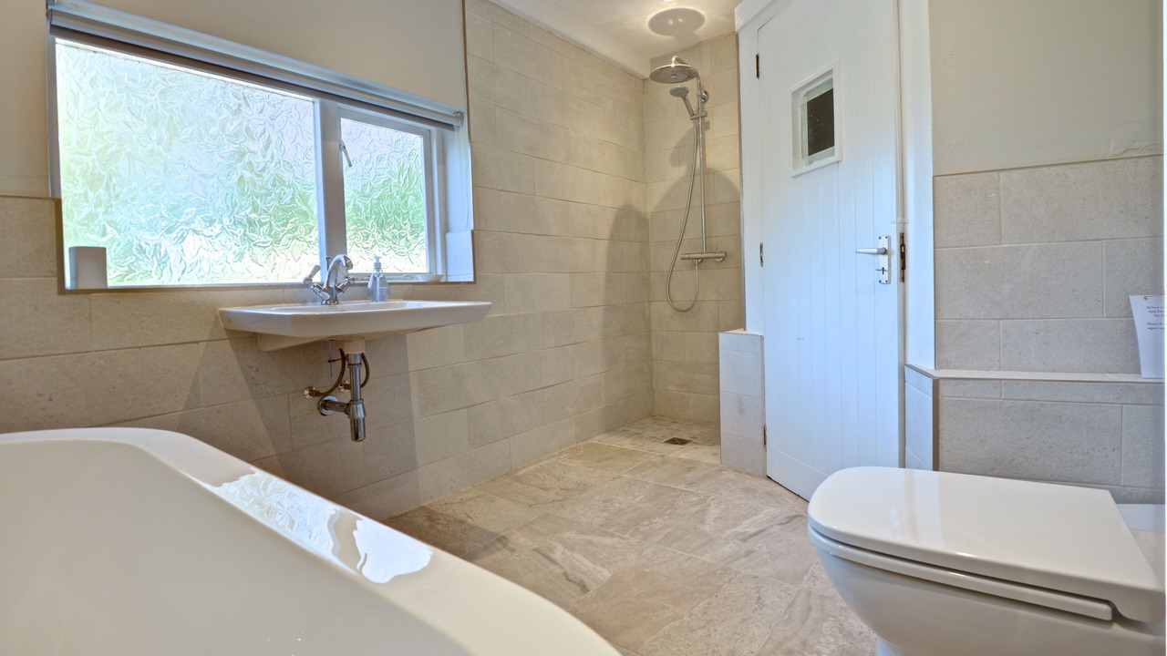 Photo of Bathroom in Grosmont