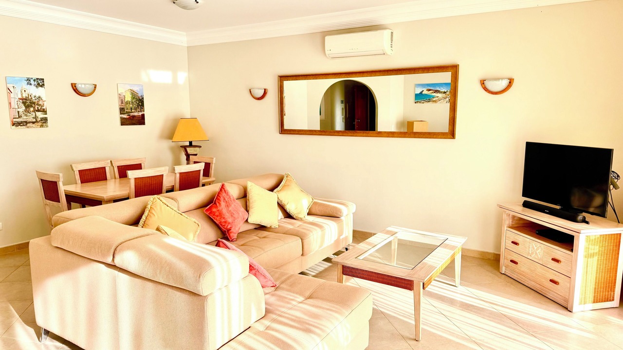 Photo of Livingroom in Atalaia