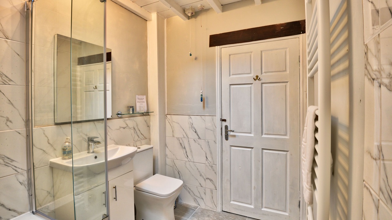 Photo of Bathroom in Grosmont