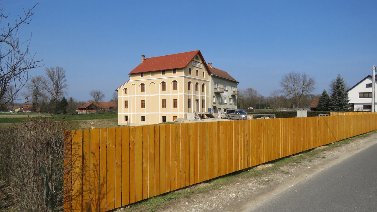 Photo of Others in Razkrizje