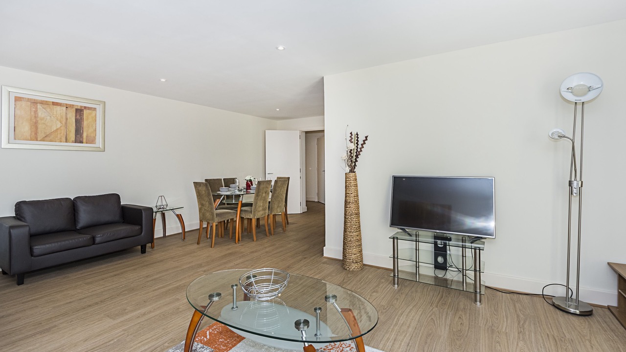Photo of Livingroom in Island Gardens