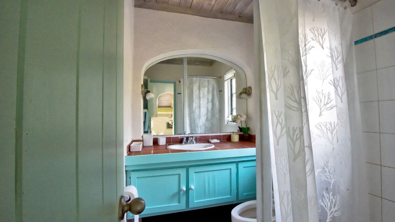 Photo of Bathroom in West End
