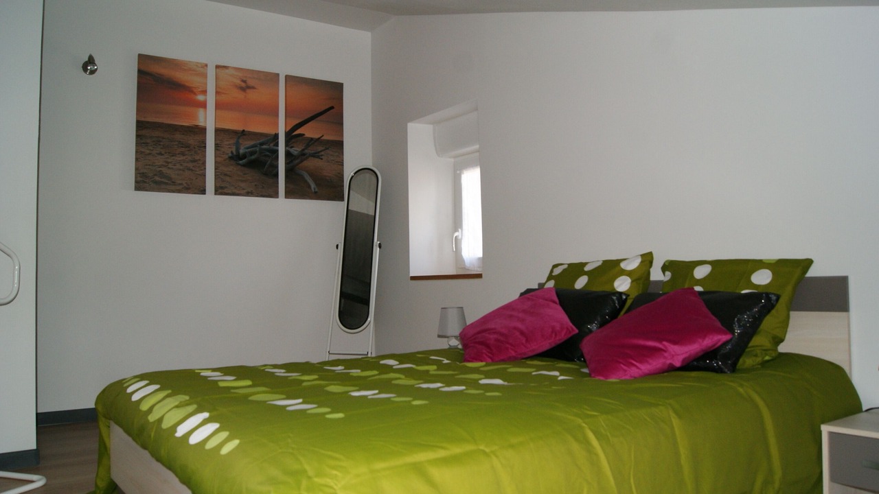Photo of Bedroom in Saint-Andre-Goule-d'Oie