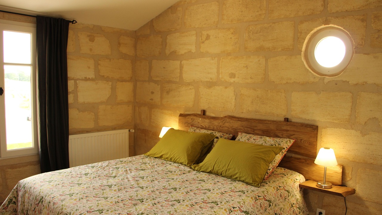 Photo of Bedroom in Langoiran