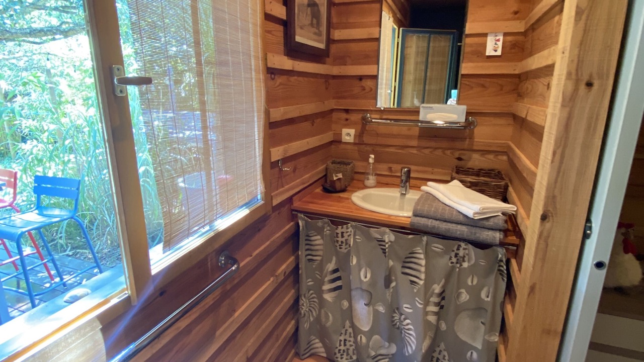 Photo of Bathroom in L'Herbe
