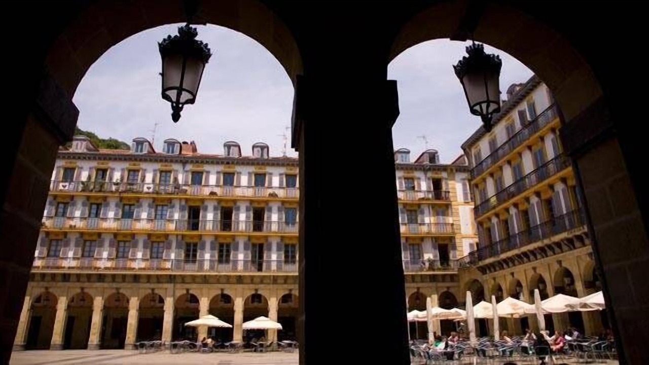 Photo of Outdoor in Gros