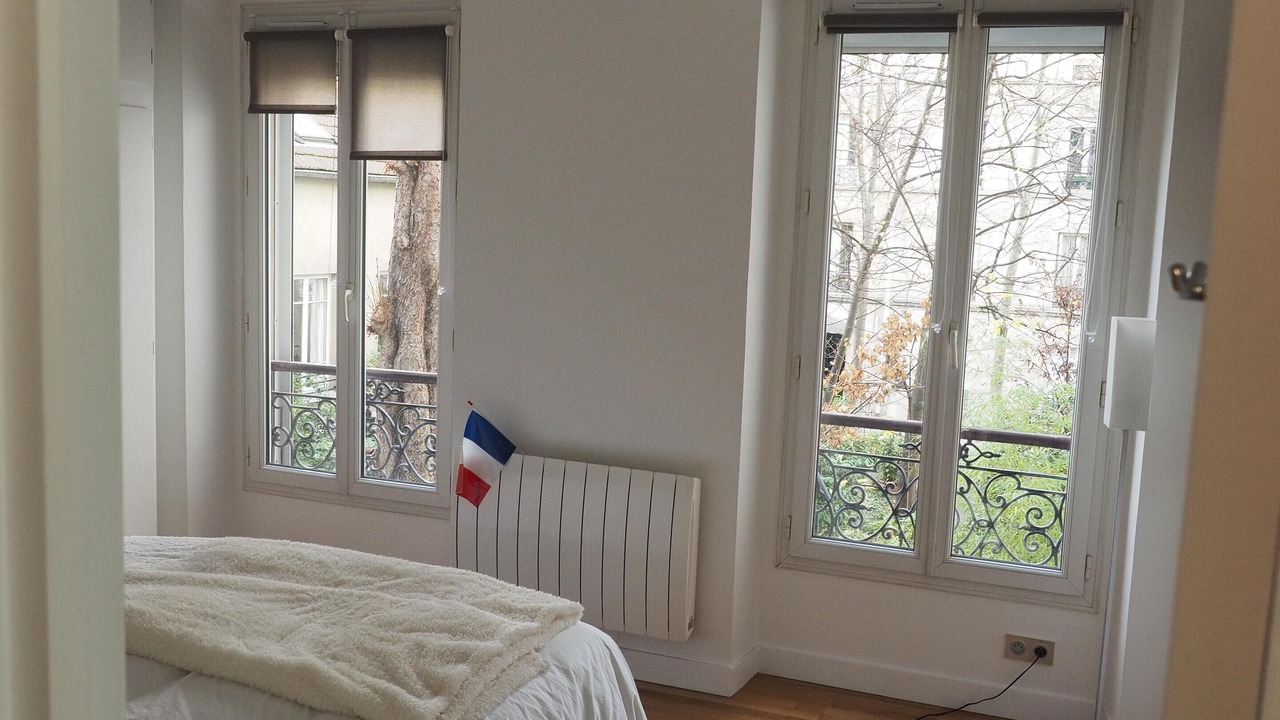 Photo of Bedroom in Saint-Lambert