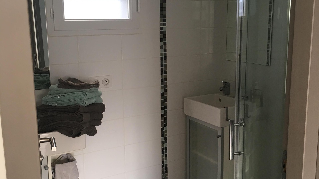 Photo of Bathroom in La Teste-de-Buch