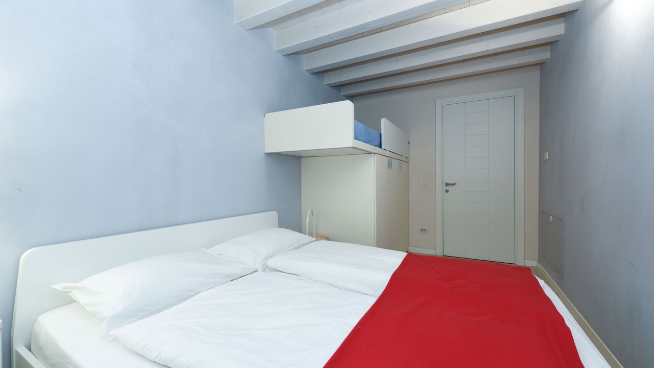 Photo of Bedroom in Gardone Riviera