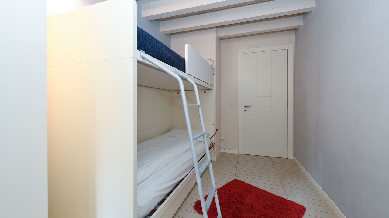 Photo of Bedroom in Gardone Riviera