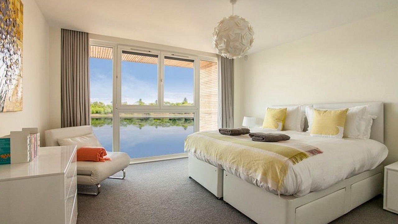 Photo of Bedroom in Lechlade