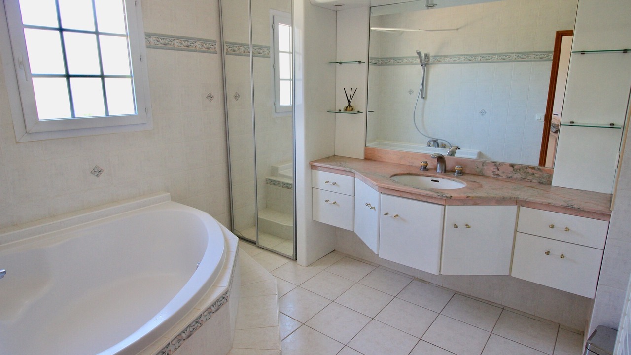 Photo of Bathroom in Les Arcs-sur-Argens