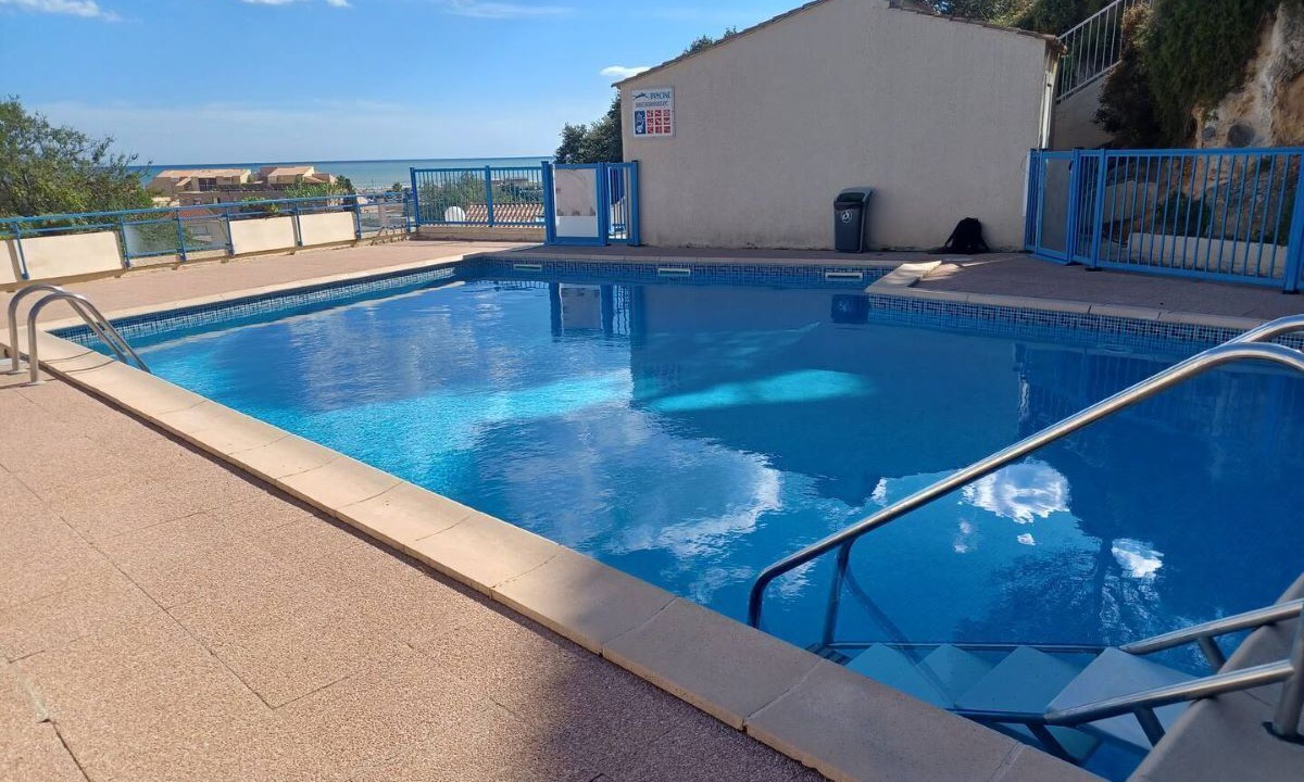 Photo of Outdoor in Saint-Pierre-la-Mer
