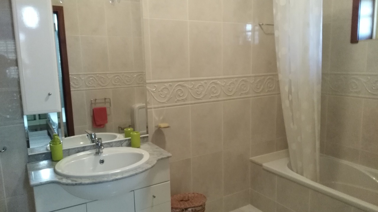 Photo of Bathroom in Guimaraes