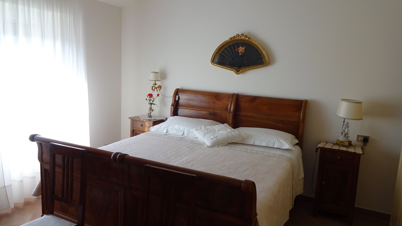 Photo of Bedroom in Toscolano Maderno