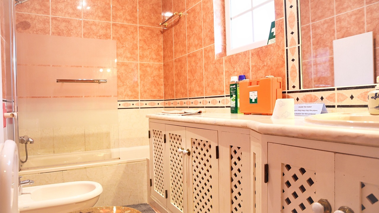 Photo of Bathroom in Praia de Faro