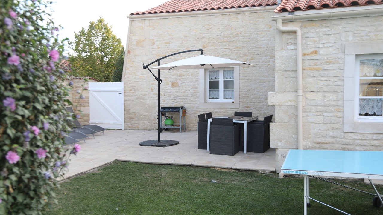 Photo of Outdoor in Migron