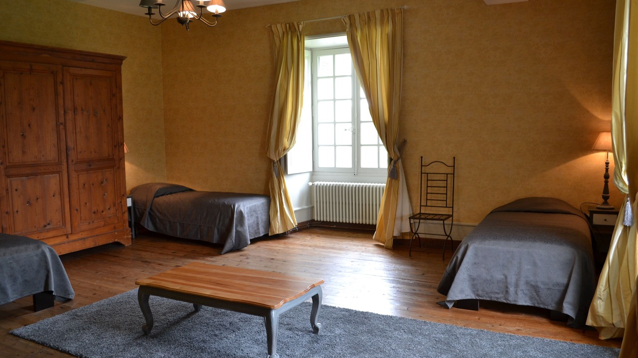 Photo of Bedroom in Monts