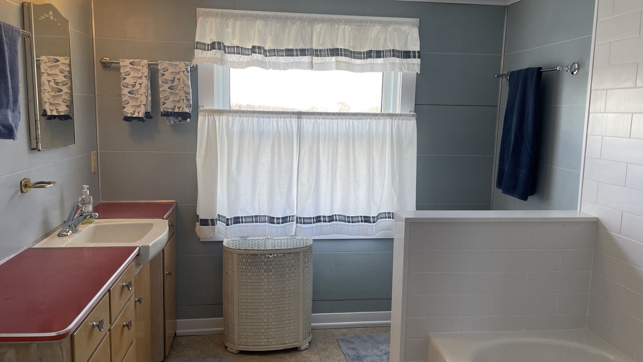 Photo of Bathroom in Wheatley