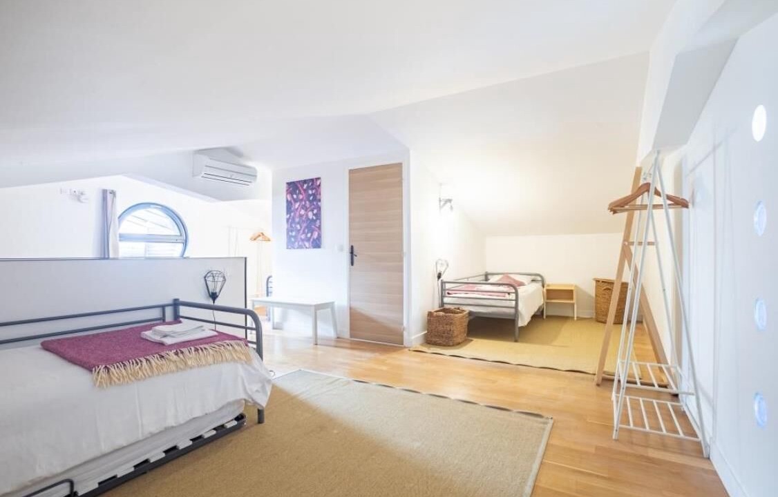 Photo of Bedroom in 11th Arrondissement