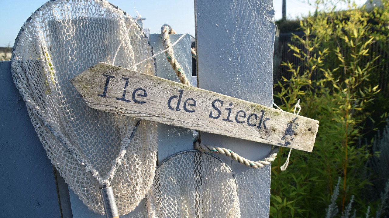Photo of Outdoor in Plougoulm