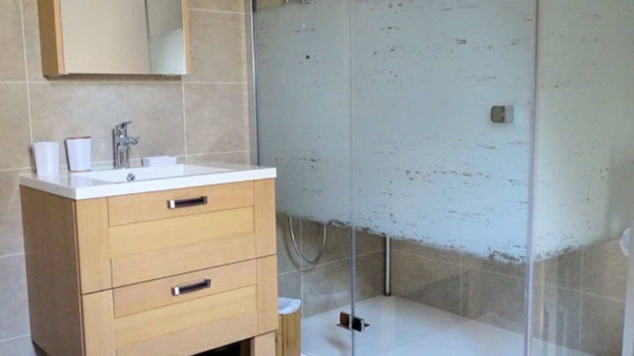 Photo of Bathroom in Azay-sur-Indre