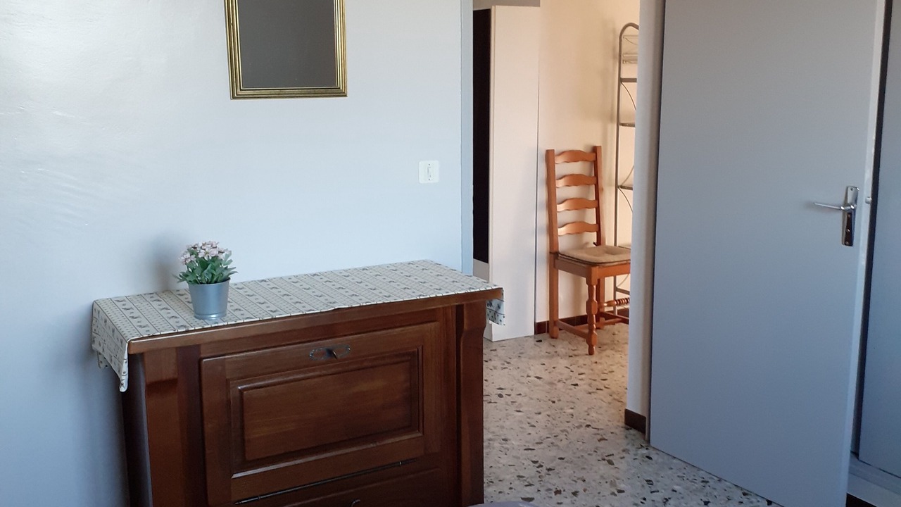 Photo of Bedroom in Pernes-les-Fontaines