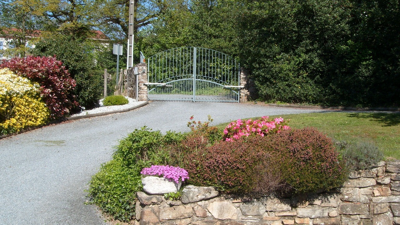 Photo of Outdoor in Bout-du-Pont-de-Larn