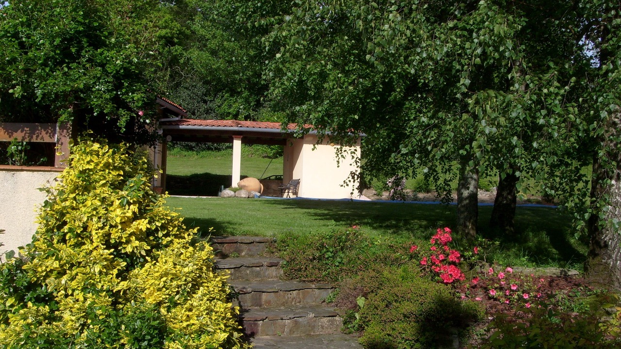 Photo of Outdoor in Bout-du-Pont-de-Larn