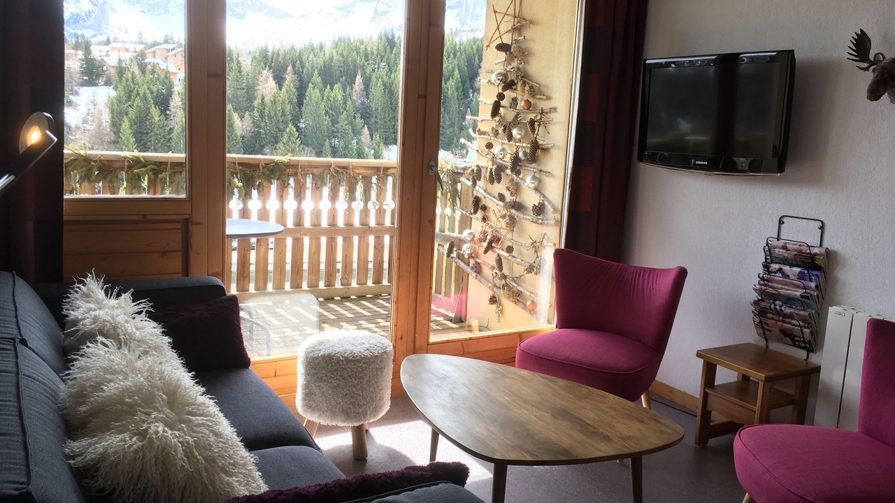 Photo of Livingroom in Saint-Etienne-en-Devoluy
