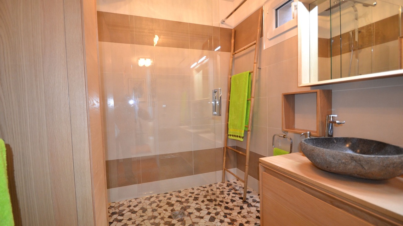 Photo of Bathroom in Sete