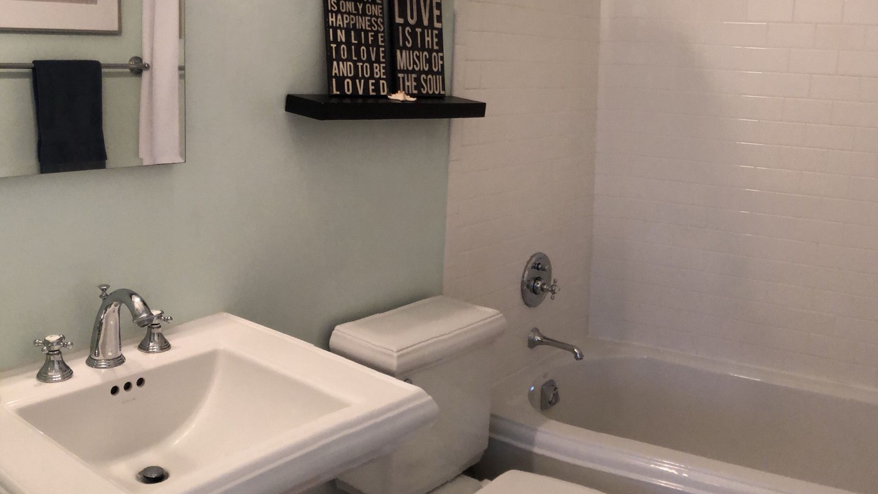 Photo of Bathroom in Lion Head Beach
