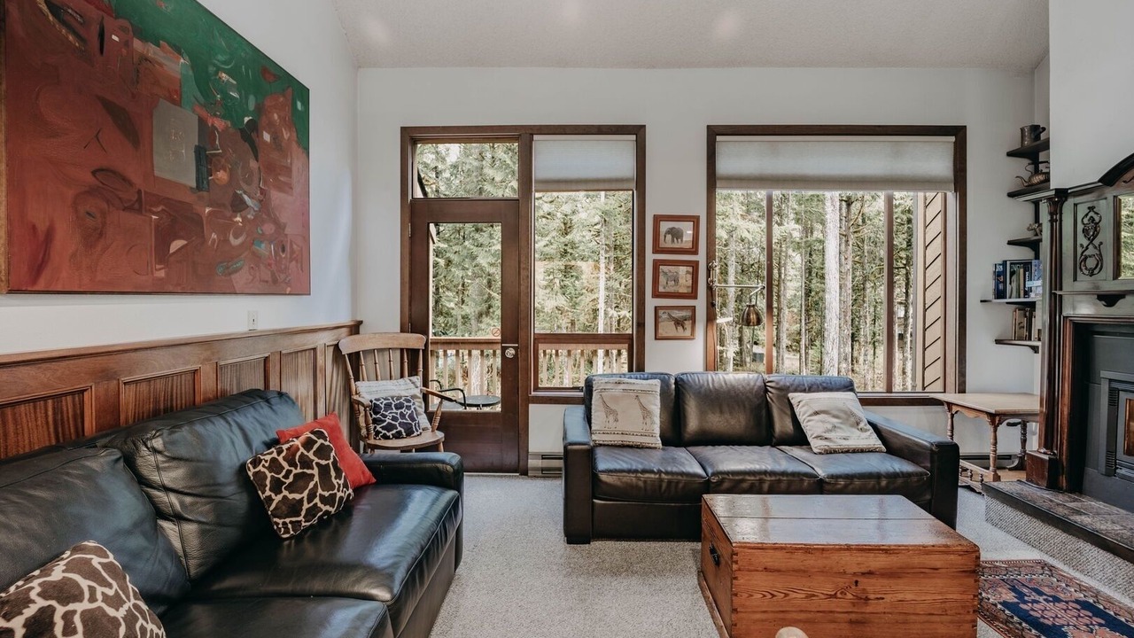 Photo of Bedroom in Glacier