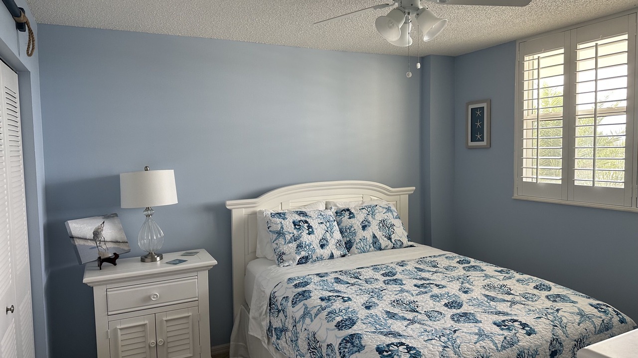 Photo of Bedroom in Crescent Beach