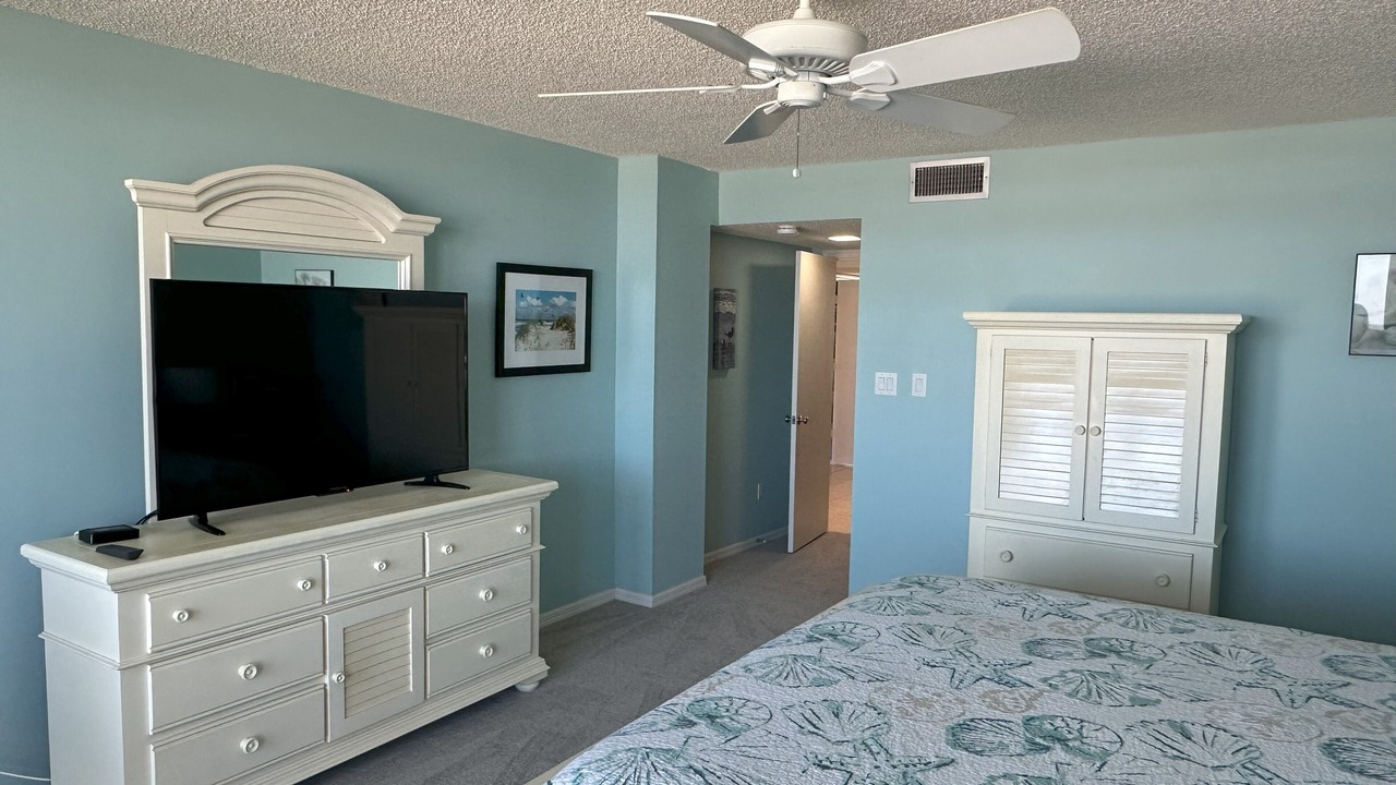 Photo of Bedroom in Crescent Beach