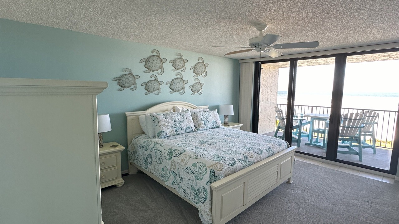 Photo of Bedroom in Crescent Beach