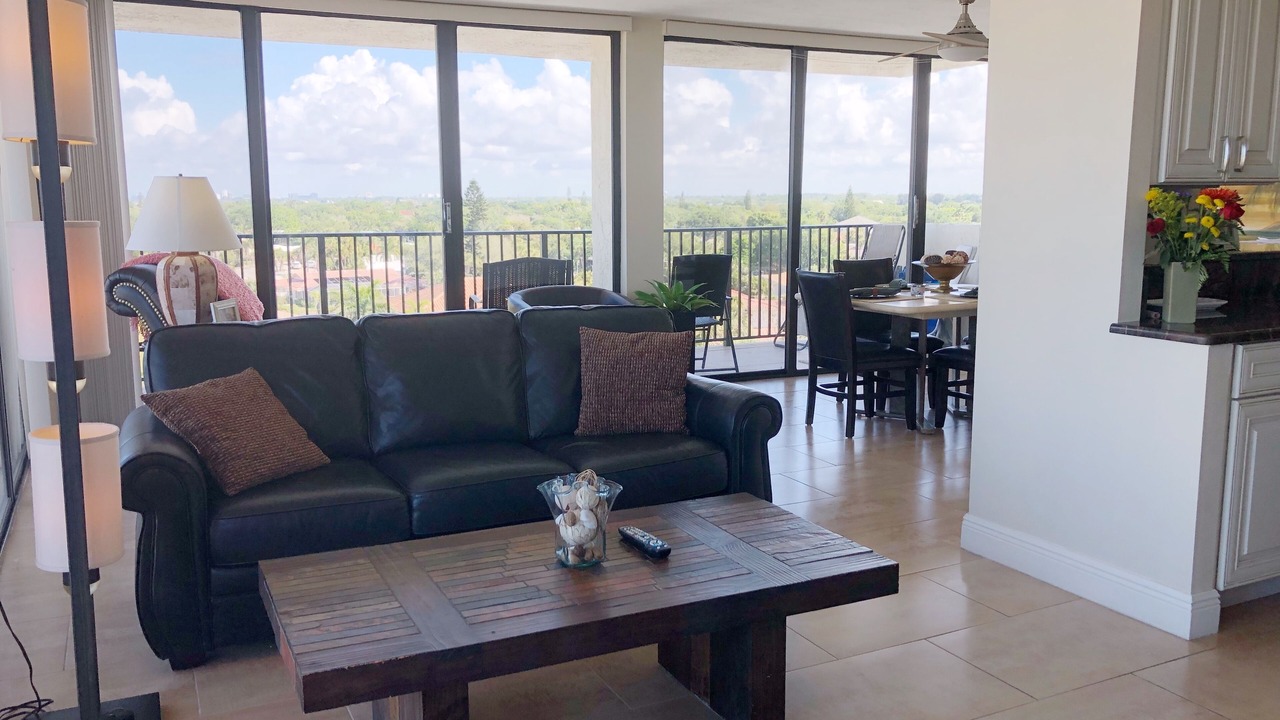 Photo of Livingroom in Siesta Key