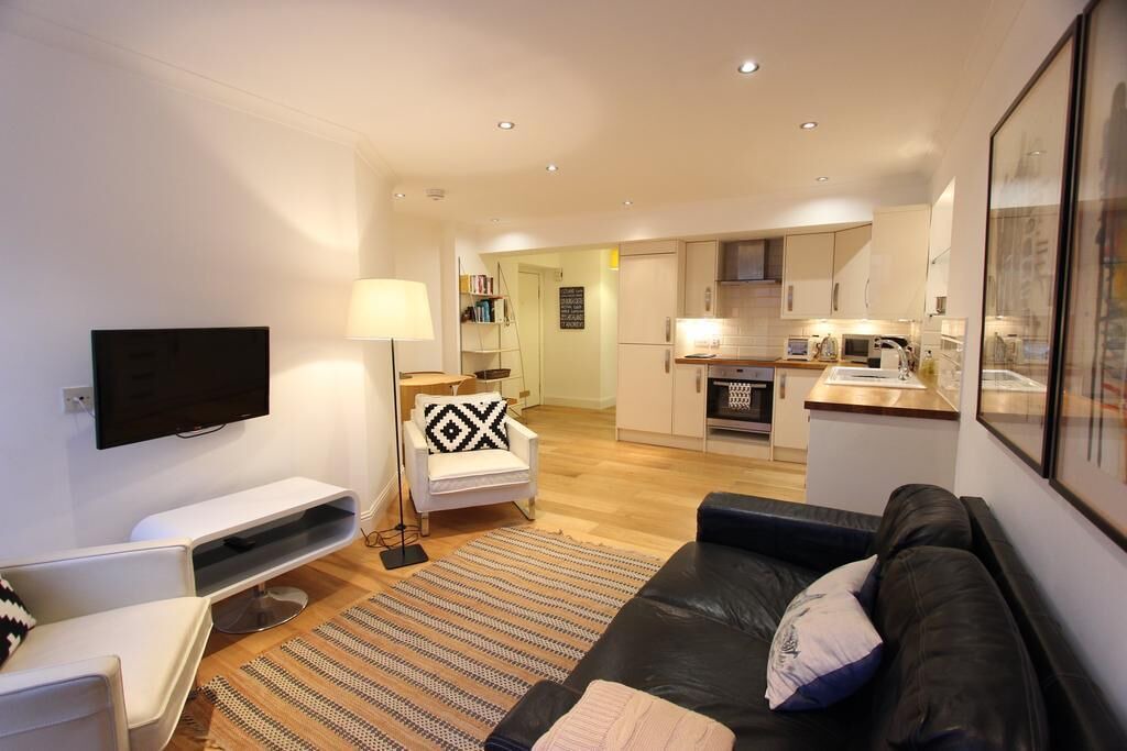 Photo of Livingroom in Old Town