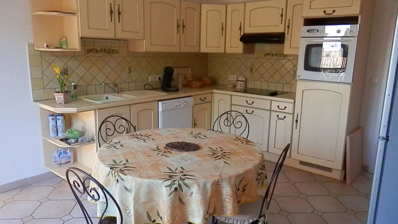 Photo of Kitchen in Boisset-et-Gaujac