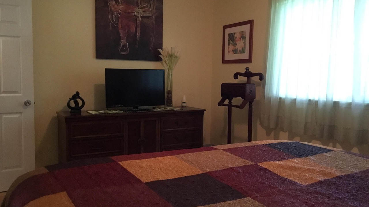Photo of Bedroom in Kamuela