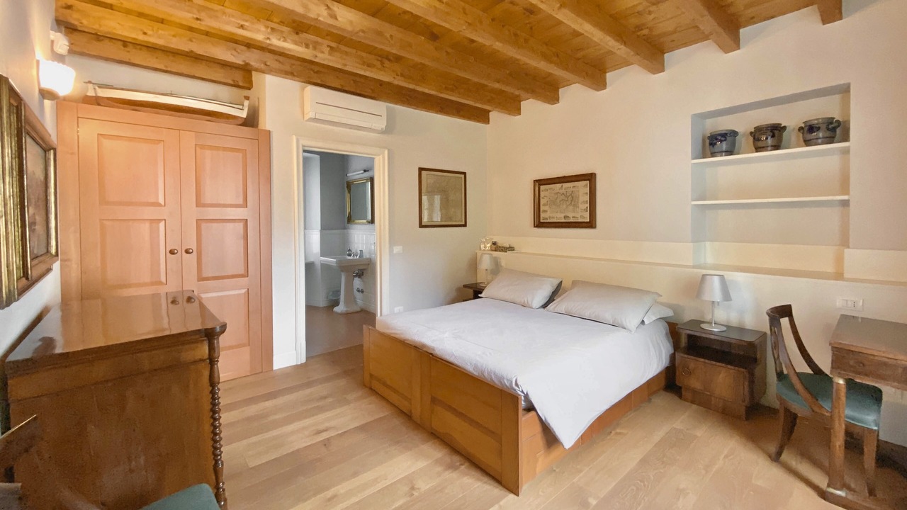 Photo of Bedroom in Tremezzo