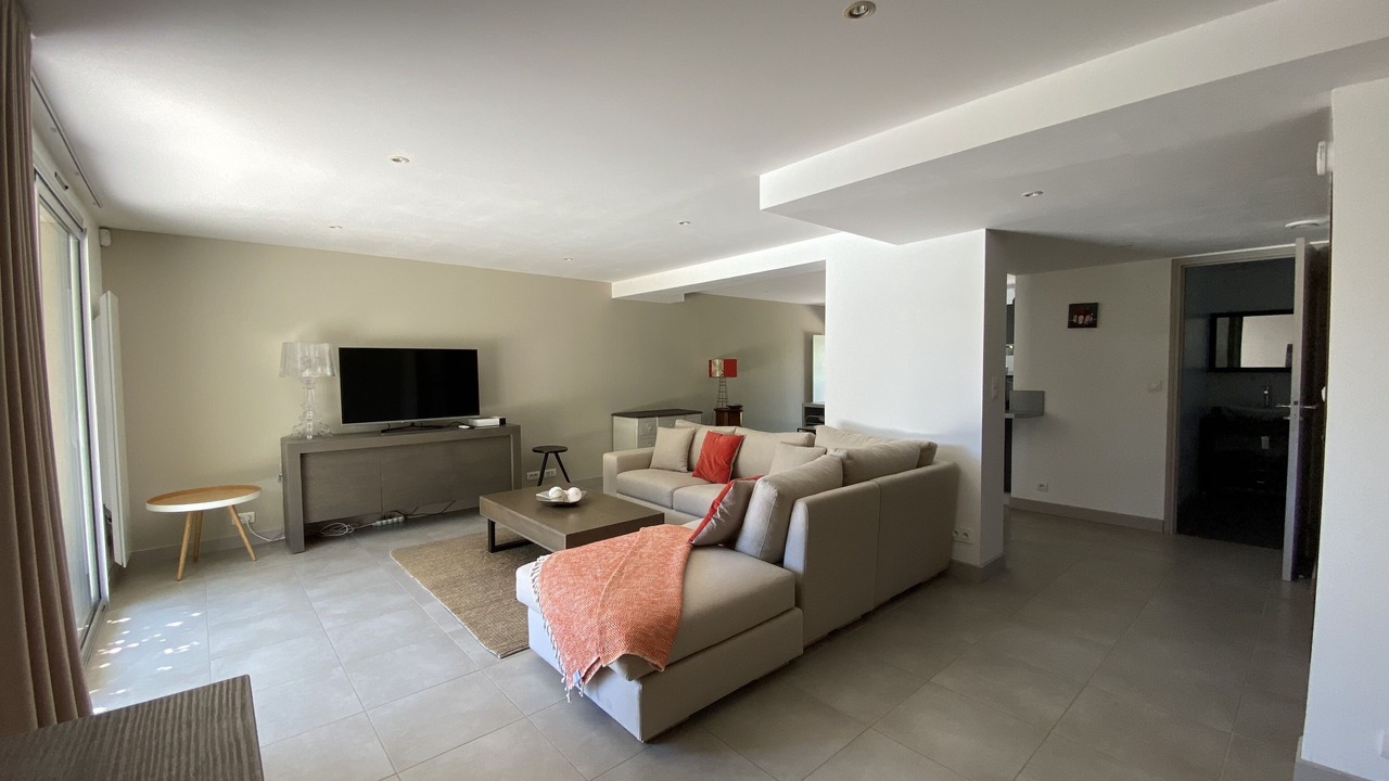 Photo of Livingroom in Lagnes