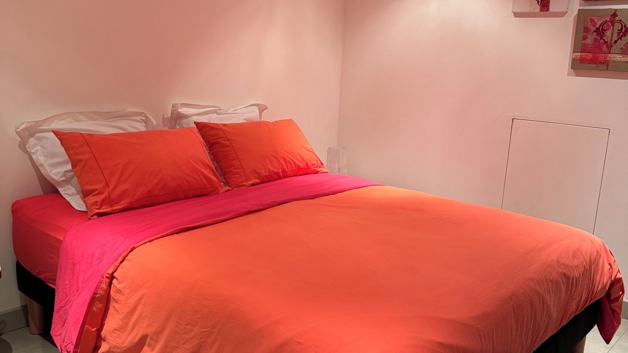 Photo of Bedroom in Lagnes
