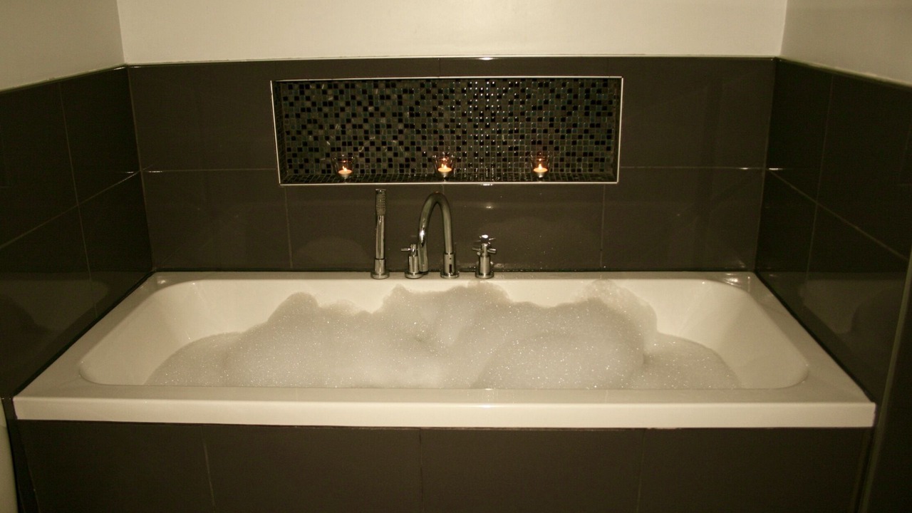 Photo of Bathroom in Great Alpine Road