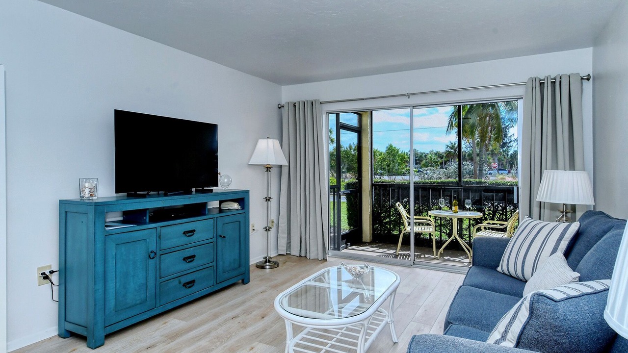 Photo of Livingroom in Siesta Key