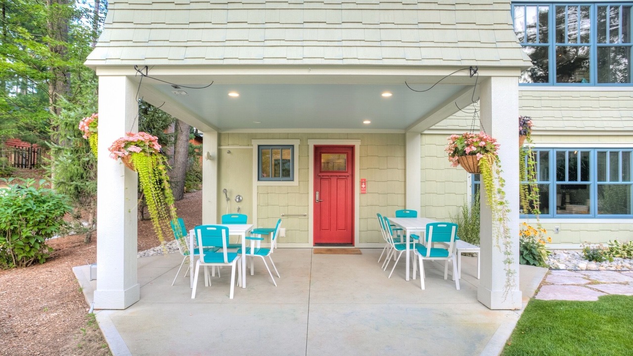 Photo of Outdoor in Mayfield