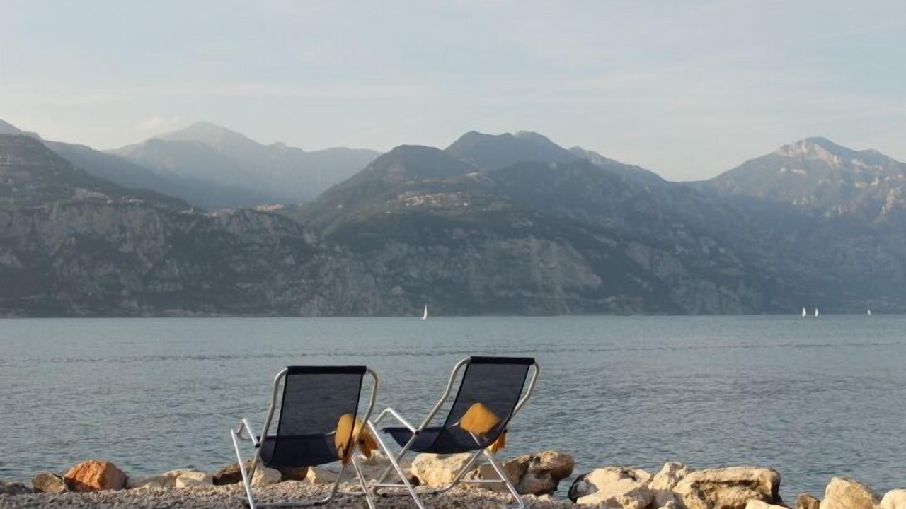 Photo of Others in Cassone