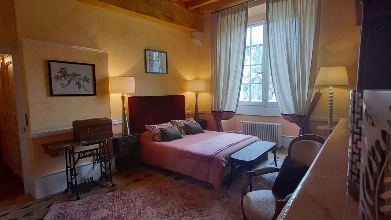 Photo of Bedroom in Bourre