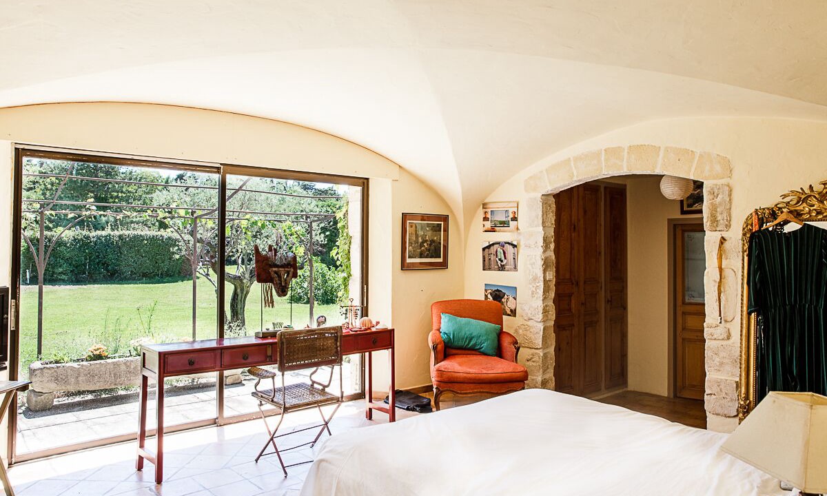Photo of Bedroom in Eygalieres